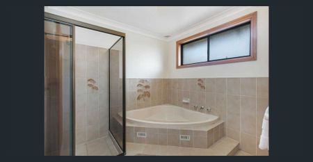 17 Wongajong Close, Castle Hill, NSW 2154 - Photo 5