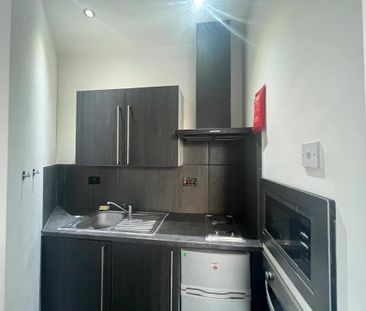 Studio to rent - Photo 5