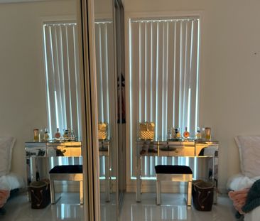 Spacious 5-Bedroom Family Home in the Heart of Pendle Hill - Photo 2