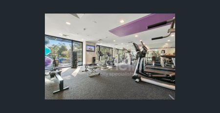 WEST FACING ONE BEDROOM WITH STUDY! - Photo 3