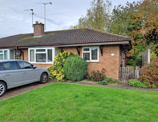 Dovecliffe Crescent, Stretton, Burton-on-Trent, Staffordshire, DE13 0JH - Photo 1