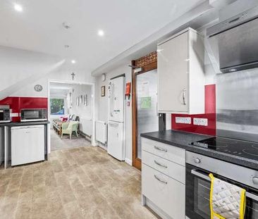 Christ The King, University Chaplaincy, Armada Way, PL1 - Photo 4