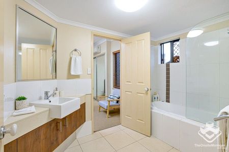 2 Bedroom Unit Fully Furnished Unit in City View Villas - Photo 5