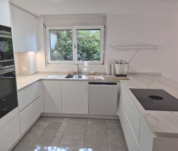 4,5 Zimmer-Reiheneckhaus mit unverbaubarer Aussicht am Sonnenhang v... - Photo 3