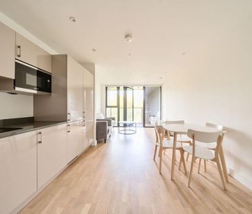 2 bedroom apartment to rent - Photo 3