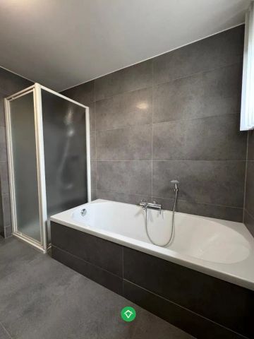 Appartement met 2 slaapkamers en zeer groot terras te Koekelare - Photo 5