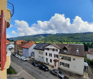 St-Imier, Bel appartement de 4.5 pièces avec balcon - idéalement situé - Photo 4