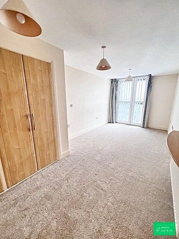 2 bedroom flat to rent - Photo 3