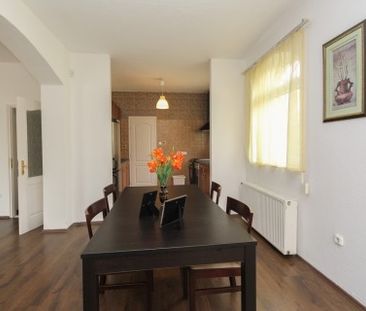 Veres Péter street House - Photo 3