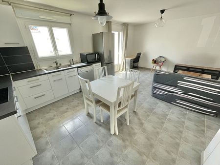 Location Maison 2 pièces 42m² - Photo 3