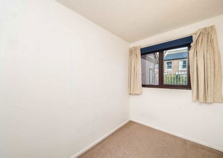 Pelham Road, SW19 1NY, London - Photo 2