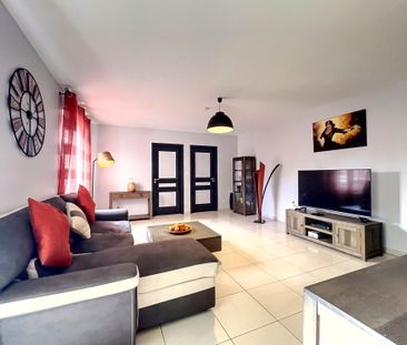 Location Appartement 2 pièces 55m² ST DENIS 97490 - Photo 3