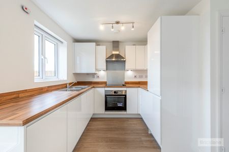 Poppy Way, Northampton - Photo 3