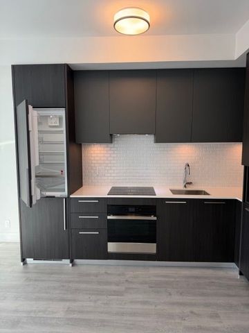 For Lease - 65 Broadway Avenue Unit# 1110, Toronto, Ontario - Photo 2