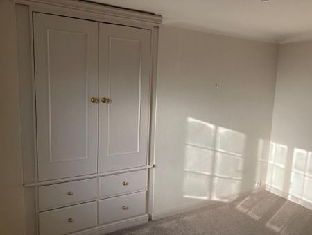 4 bedroom townhouse to rent - Photo 5