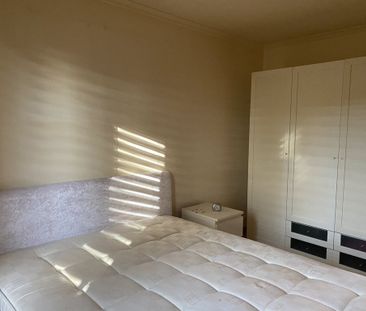 Beau 3.5 pcs avec terrasse dans un quartier calme à Pully - Photo 2