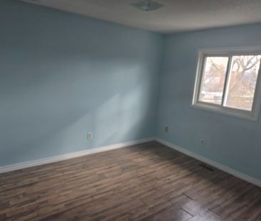 For Lease - 6 Jeremy Place, Brampton, Ontario - Photo 3