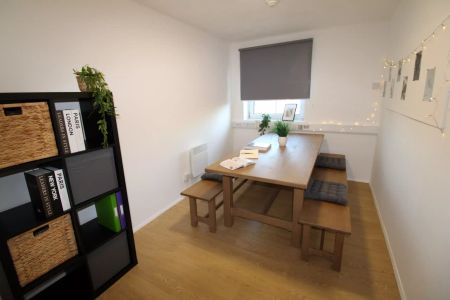 Non Ensuite Gold - Photo 2