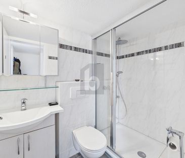 FRISCH RENOVIERT MIT GARTENSITZPLATZ! - Photo 1