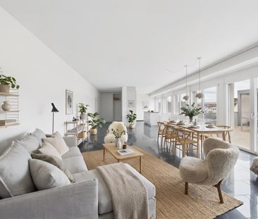 Exklusive 3.5-Zimmer-Wohnung mit Traumterrasse & Klimaanlage - Foto 2