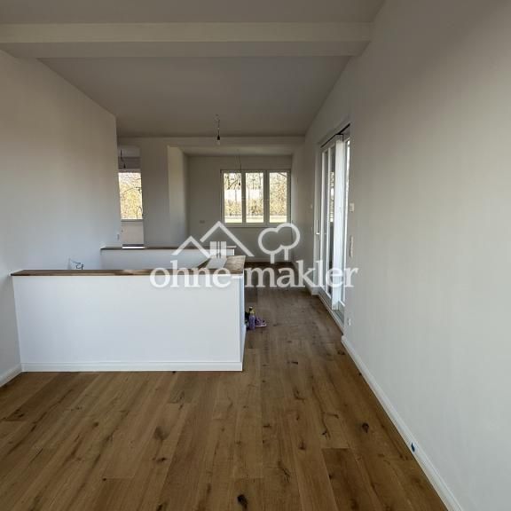 Penthouse im Schloss Siethen – Exklusives Wohnen mit Dachterrasse & Abendsonne - Photo 1