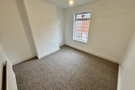 John Street - Photo 4