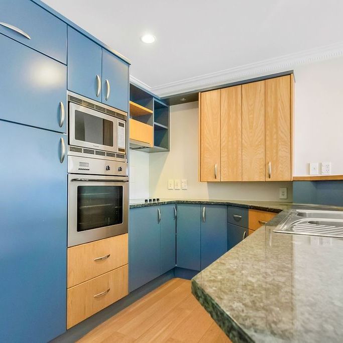 New carpet! - Photo 1