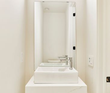 For Lease - 123 Maurice Drive Unit# 407, Oakville, Ontario - Photo 3