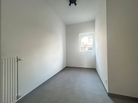 Appartement te huur in Wevelgem met 2 slaapkamers - Photo 3