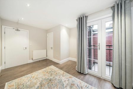 Cottenham Park Road, Wimbledon, SW20 - Photo 2