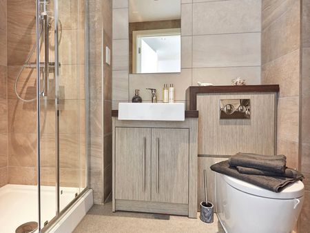 Apt 89, Piccadilly Residence - Photo 3