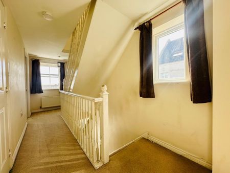 3 bedroom end of terrace house to rent - Photo 5
