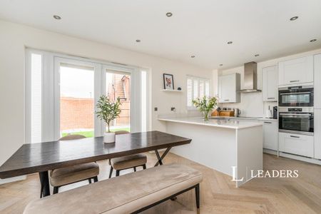 3 bedroom detached house to rent - Photo 5