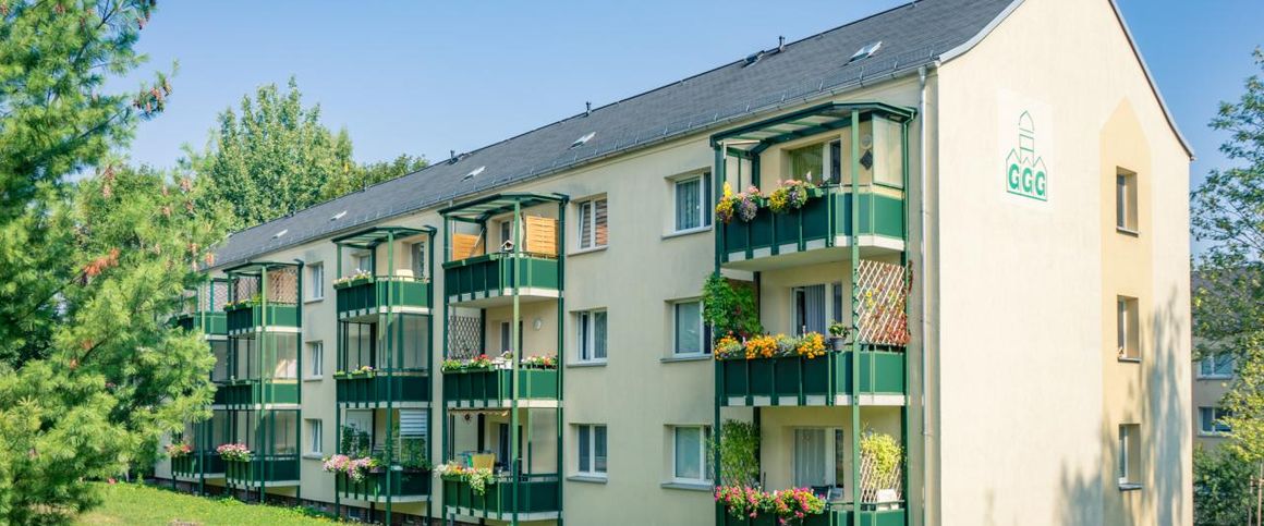 In ruhiger Seitenstraße gelegene 3-Raum-Wohnung mit Balkon - Photo 1