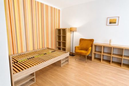 40,6 m² | Balkon | Miejsce postojowe | Umeblowane - Photo 2
