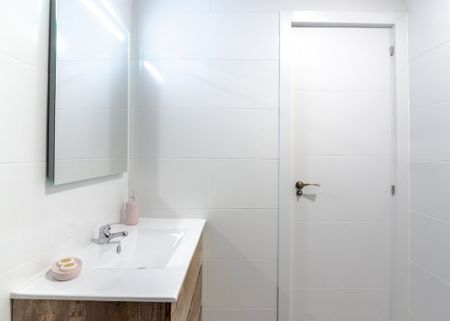 Charming room in Fuencarral - Photo 2