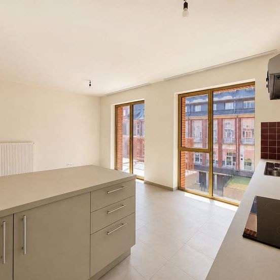 Appartement te huur - foto 1