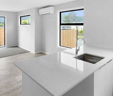 Modern Wainui Living - Photo 1