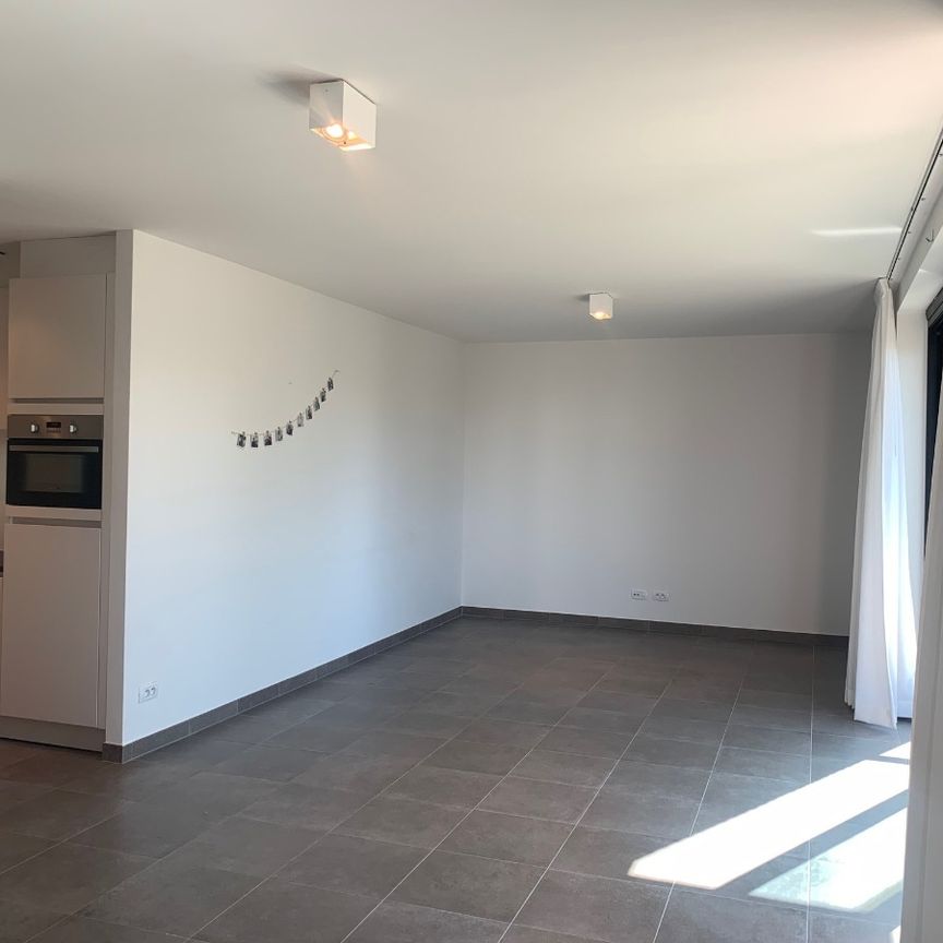 Modern appartement in centrum Veurne - Photo 1