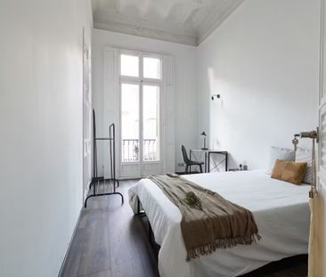 Carrer de Casp, Barcelona, Catalonia 08010 - Photo 5