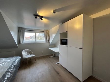 Gerenoveerde kamers eigen sanitair - Tiensestraat Leuven! - Photo 5