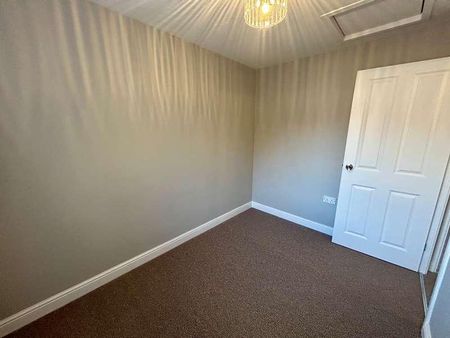 Groombridge, Kents Hill, MK7 - Photo 4