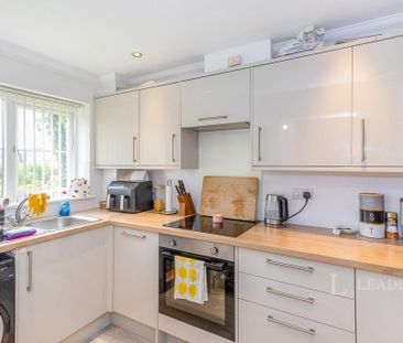 2 bedroom terraced house to rent - Photo 5