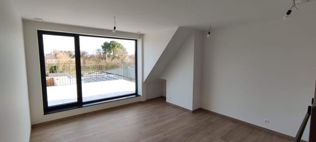 Appartement te huur - Photo 1