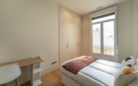 Calle de la Princesa, Madrid, Community of Madrid 28008 - Photo 3