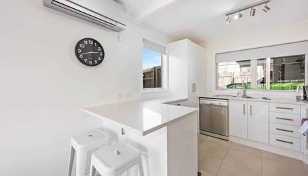 Impressive Pet Friendly Home - Photo 2