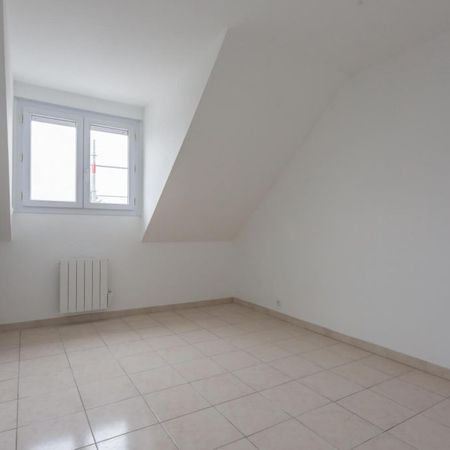 Location Appartement 3 pièces 63m² STE GENEVIEVE DES BOIS 91700 - Photo 4