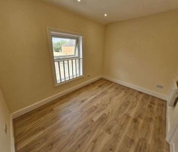 Rushden Road, Desborough, Kettering, Northants, NN14 - Photo 6