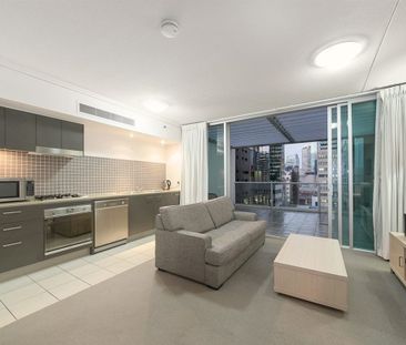 Iconic CBD Living with Stunning City Views – Fully Furnished at Cas... - Photo 5
