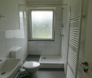 Schön gelegene neu einzugsbereite Wohnung, ideal als Single oder Pärchen! - Foto 1